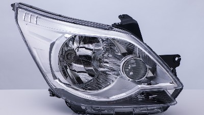 灵科超声波焊接技术在车灯焊接中的优势与应用