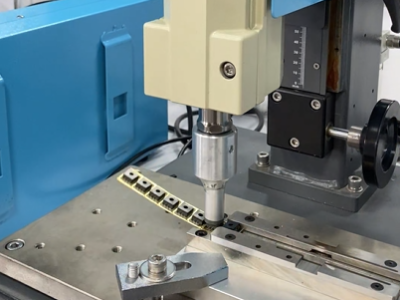 灵科超声波-传感器零件焊接