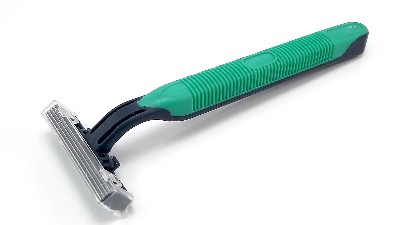 灵科超声波焊接技术在剃须刀制造中的革新优势