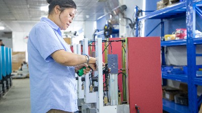 聚焦！应对必诺超声波焊接机变频器输出频率异常的实用策略