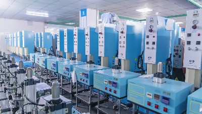 解决泰索逅克TELSONIC超声波焊接机焊头振幅不均匀问题