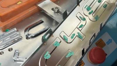 灵科超声波-比亚迪车标焊接